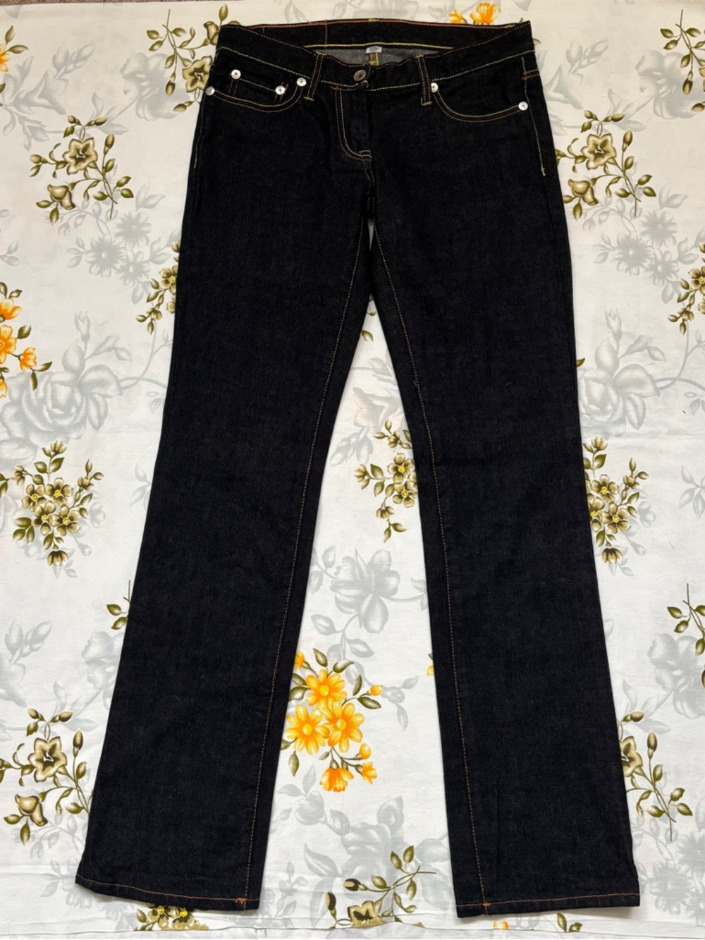 Evisu Size 28 Dark Wash Jeans